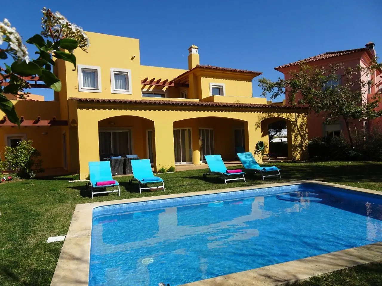 Σπίτι διακοπών Vitoria Garden By Check-In Portugal Βίλα Βιλαμούρα